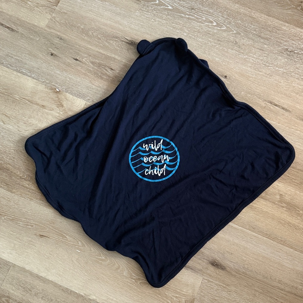 Navy Blue hooded towel with Blue Wild Ocean Child Design